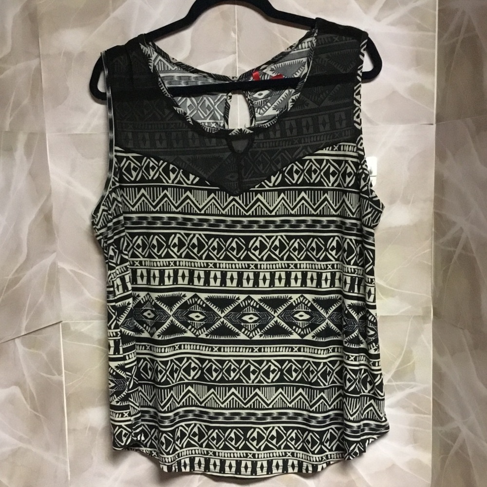 Black and White Sleeveless Top